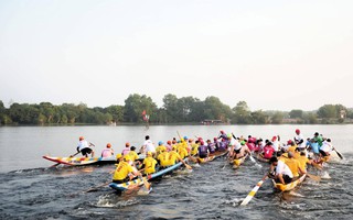 Điều lệ “hà khắc”, giải đua ghe lại càng vui