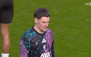 Liverpool trả giá đắt cho trận thắng Nottingham Forest