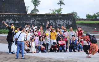 Thái Lan gia hạn thủ tục giấy phép lao động cho người Việt