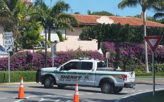 Danh tính kẻ mang súng xâm nhập khu nghỉ dưỡng của Tổng thống Donald Trump