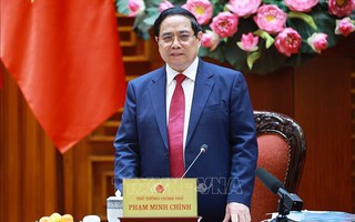 Có 33% người trưởng thành gửi tiết kiệm tại ngân hàng