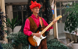 Nguyễn Hùng "Mưa đỏ" mất vai nam chính vào tay "Bờm" Doãn Hoàng