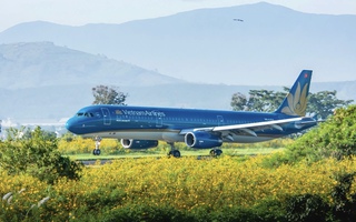 Sân bay Liên Khương tạm đóng cửa, khách bay đổi, hoàn vé ra sao?