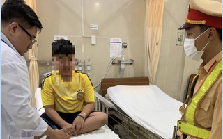 CSGT điều xe đặc chủng hỗ trợ bé trai gặp nạn đi cấp cứu