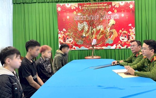 "Sống ảo" quá đà, nhóm thanh thiếu niên bị công an mời làm việc