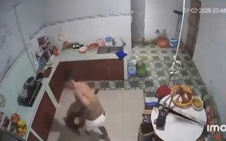 Sau khi kể chuyện bị đâm trọng thương vì đòi chia tay, đối tượng đánh người yêu tử vong