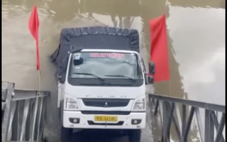 Cần Thơ ra thông báo khẩn sau khi xe tải chở gạo làm sập cầu