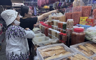 Hình ảnh "chợ quà quê" ở TP HCM ngày cận Tết