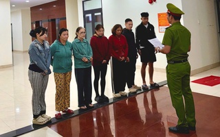 Bắt tạm giam người phụ nữ cầm đầu đường dây lô đề 20 tỉ ở Đà Nẵng