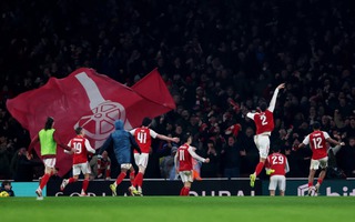 Chelsea bày “mưu lạ” hóa giải bóng chết của Arsenal