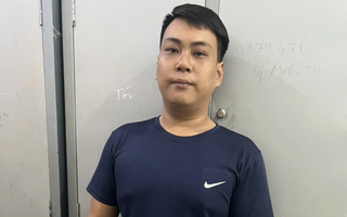 Tóm gọn kẻ chuyên "săn" người đeo vàng để cướp