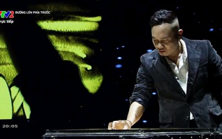 Ấn tượng nghệ sĩ tranh cát Nguyễn Tiến