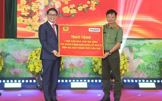 Trao tặng 1.000 căn nhà cho gia đình có hoàn cảnh khó khăn