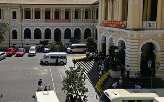 Đầu độc giống nòi từ sự đánh tráo lương tâm