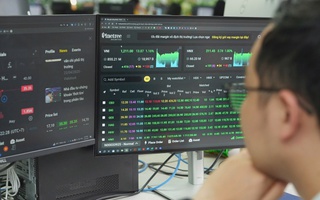 Giới đầu tư chứng khoán hồi hộp chờ diễn biến tuần giao dịch trước Tết