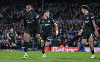 "Big six" mới định hình cuộc đua ngoại hạng