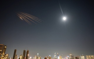 Iran và Hezbollah "liên thủ" tấn công Israel cùng lúc?