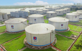 Thủ tướng yêu cầu nghiên cứu nâng dự trữ xăng dầu lên 90 ngày nhập khẩu