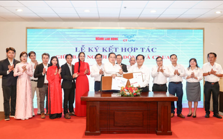 Cái bắt tay đầu năm mới: Khi kinh tế không gian tầm thấp góp phần bảo vệ biển đảo và thềm lục địa