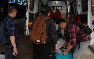 Chuyến bay đêm mang "sự sống" cho nhiều người