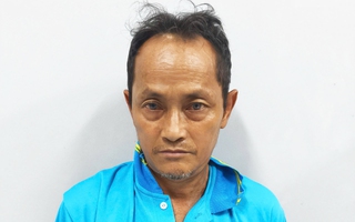 Bắt tạm giam bảo vệ trường tiểu học 4 lần hiếp dâm nữ sinh