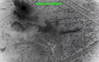 VIDEO: Mỹ công bố "đòn tấn công chính xác quy mô lớn" nhằm vào đảo Kharg của Iran