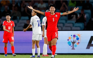 Clip: Nữ Hàn Quốc thắng trắng 6 bàn trước Uzbekistan