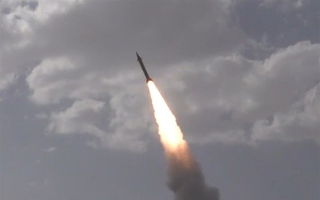 Israel đổi chiến thuật, Iran tấn công loạt căn cứ Mỹ