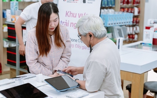 Thiết bị mới ra mắt, mẫu cũ dần rút lui