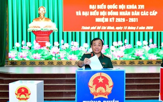 Cán bộ, chiến sĩ Bộ Tư lệnh TPHCM bỏ phiếu từ sớm