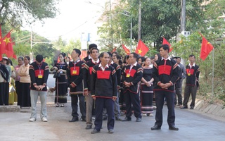 Đồng bào Tây Nguyên nô nức đi bầu cử