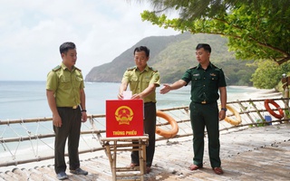 "Vượt sóng" đưa thùng phiếu đến từng cử tri