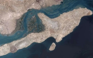 Điểm nóng xung đột ngày 21-3: Pháo đài tên lửa ngầm án ngữ eo biển Hormuz