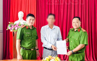 Công an Cần Thơ hỗ trợ người dân nhận lại gần 1 tỉ đồng do chuyển nhầm
