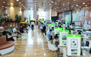 Cân não lãi suất - tỉ giá