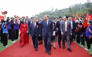 Tổng Bí thư và Thủ tướng dự Lễ khởi công, động thổ đồng loạt các trường nội trú liên cấp biên giới
