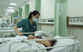 TPHCM: Thêm bệnh nhân nhập viện vì nghi ngộ độc bánh mì