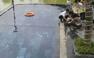 Cháu bé 3 tuổi đuối nước tại hồ bơi khu nghỉ dưỡng