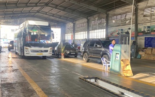 Ồ ạt đưa xe đăng kiểm khí thải