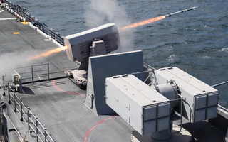 Mỹ tăng tốc bổ sung hỏa lực, "hàng ngàn binh sĩ" thẳng tiến Trung Đông