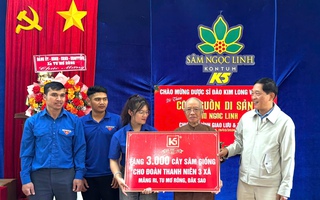 Lên thăm mô hình sâm Ngọc Linh, thanh niên được tặng cây giống để khởi nghiệp