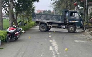 VIDEO: Ô tô tải phóng nhanh phanh gấp, quay ngang đường khiến 2 phụ nữ thương vong