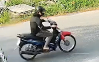 Cùng chồng đuổi theo kẻ giật dây chuyền, người phụ nữ tử vong thương tâm