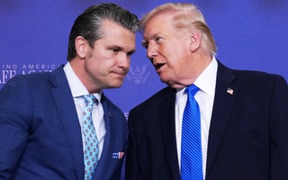 Ông Donald Trump tiết lộ "người đầu tiên lên tiếng" về chiến sự Iran