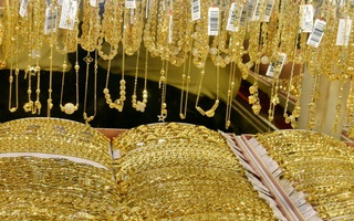 Giá vàng hôm nay, 25-3: Tiếp tục đi lên