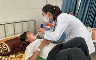 Nhiều người vừa nhập viện sau ăn bánh mì, Sở Y tế Quảng Ngãi sẽ có báo cáo vào chiều nay