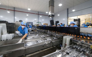 Doanh nghiệp xoay xở ra sao trước sức ép chi phí? (*): Chủ động tái cấu trúc