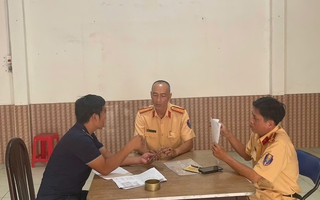 TPHCM: Xử lý tài xế xe khách vi phạm trên đường Tân Sơn