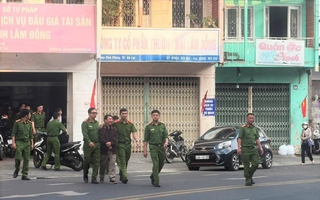 Khám xét nhà riêng Giám đốc Trung tâm Dịch vụ Đấu giá tỉnh Lâm Đồng