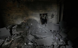 Chiến sự Trung Đông ngày 28-3: Israel tuyên bố tấn công 3 nhà máy vũ khí, hứng tên lửa từ 3 nơi